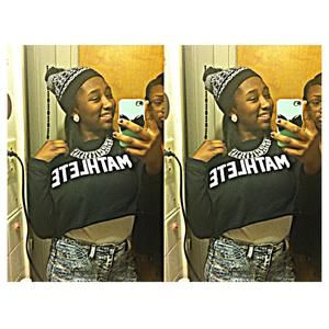 Meet your Posher, Adrianna